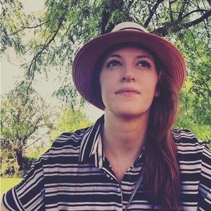 Meet your Posher, Erin